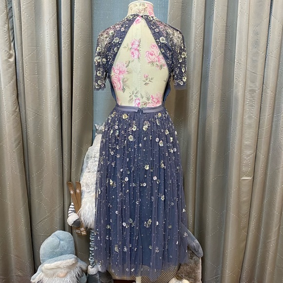 Needle & Thread Comet floral embellished open back midi dress. STYLE#211117202 - Picture 5 of 10